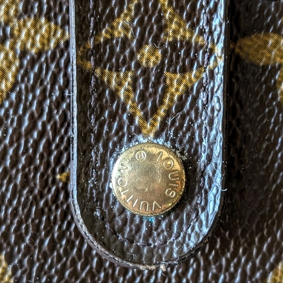 Louis Vuitton Vtg Monogram Compact Zip Around Bi aFold Wallet - Picture 6 of 16